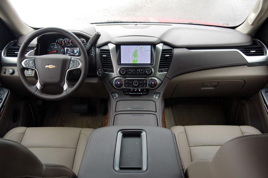  Chevrolet Tahoe 2015 года  (фото 43 из 62)